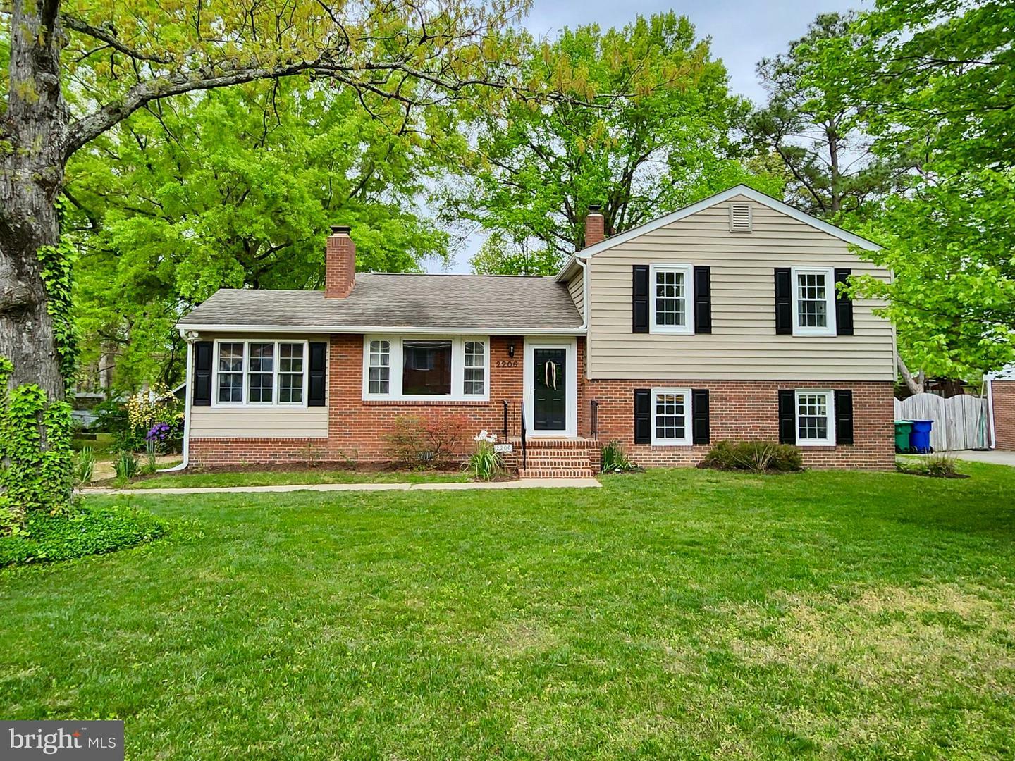 Property Photo: 2206 Manlyn Road VA 23229