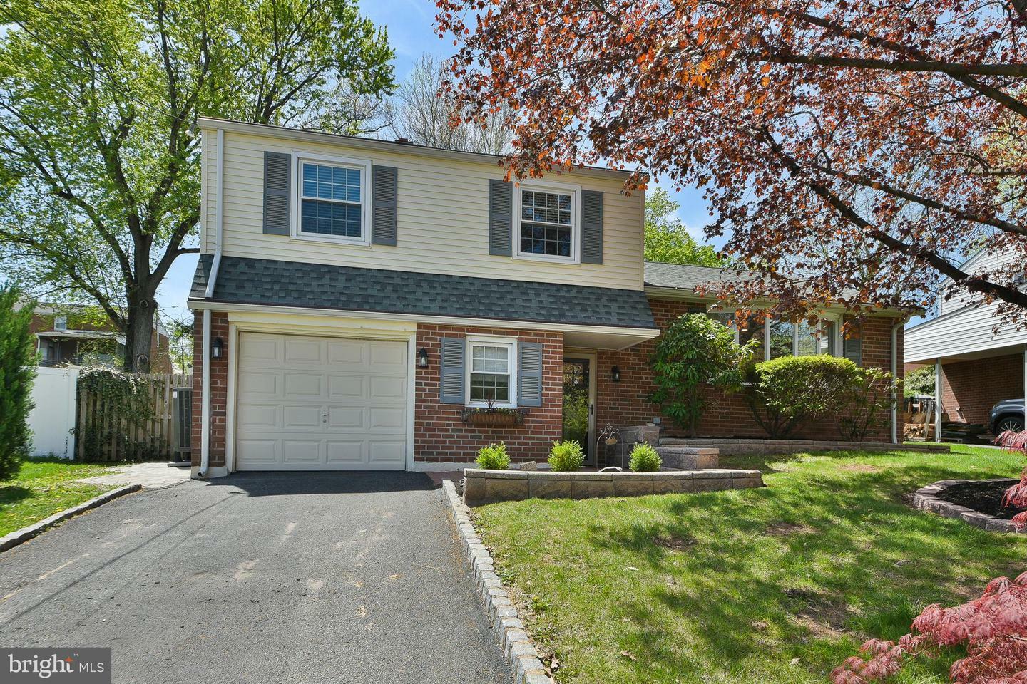 213 W Beidler Road  King of Prussia PA 19406 photo