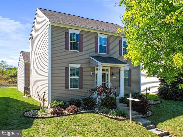 Property Photo: 1241 N Fairfax Boulevard WV 25438