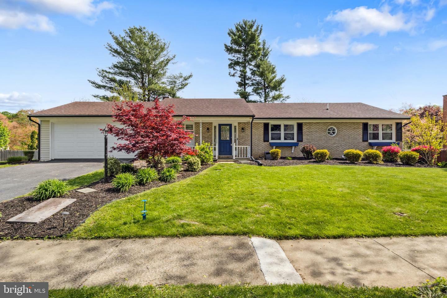 Property Photo: 302 Candle Light Drive PA 17011