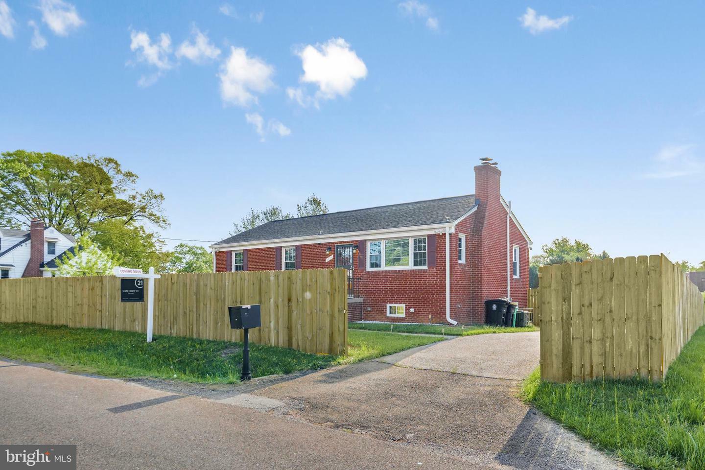 Property Photo: 2124 Weber Drive MD 20747