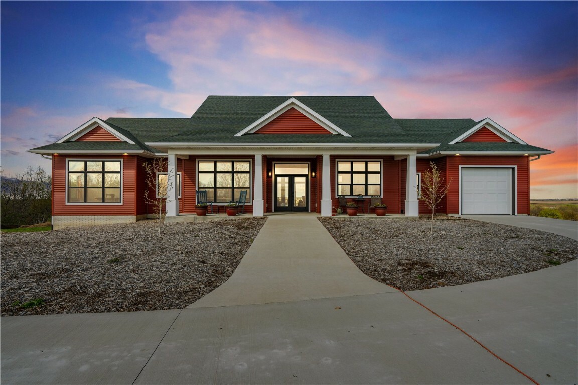 Property Photo: 4009 Quail Ridge Road IA 52213