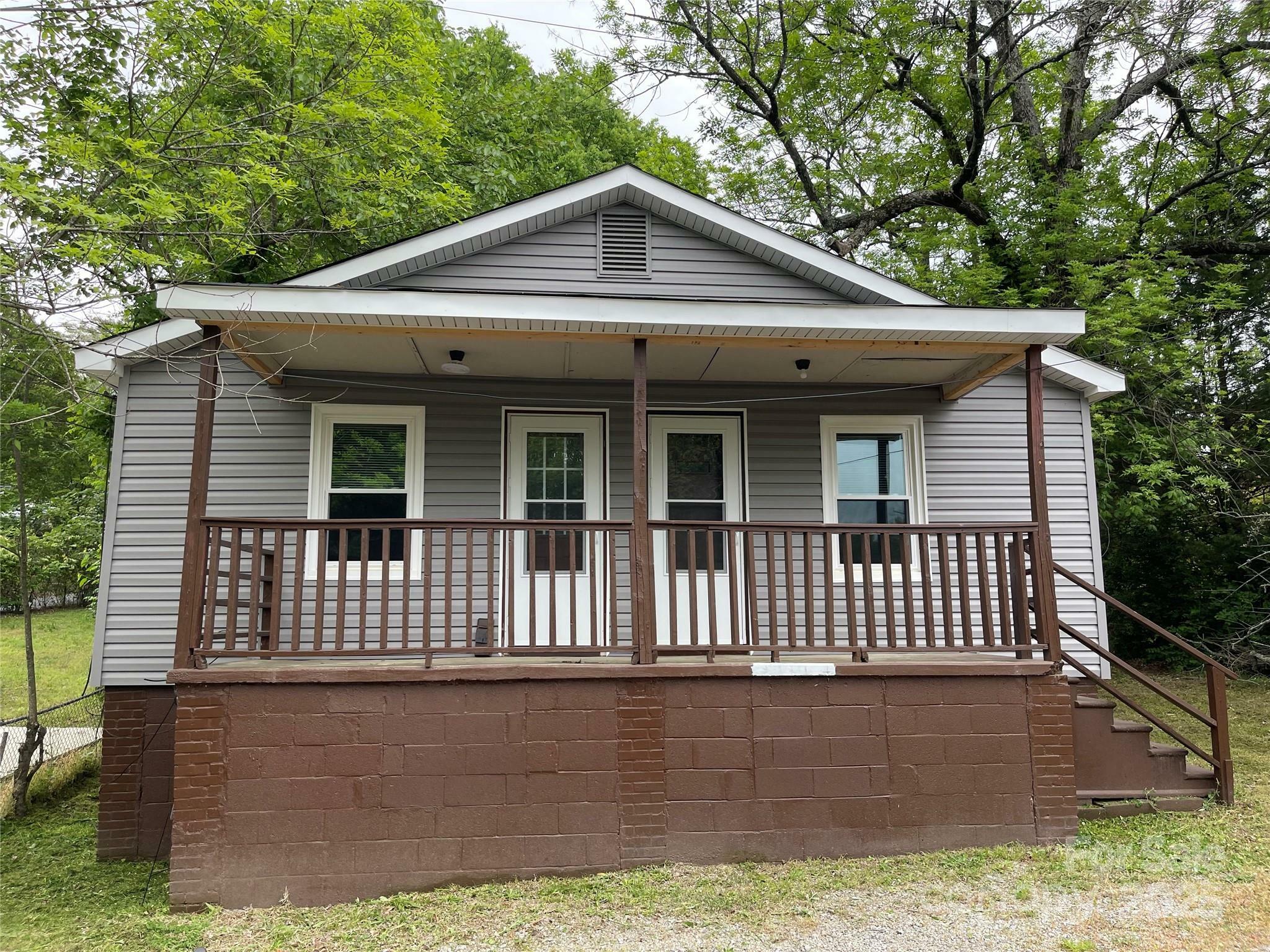 Property Photo: 215 Mahan Street SW NC 28025