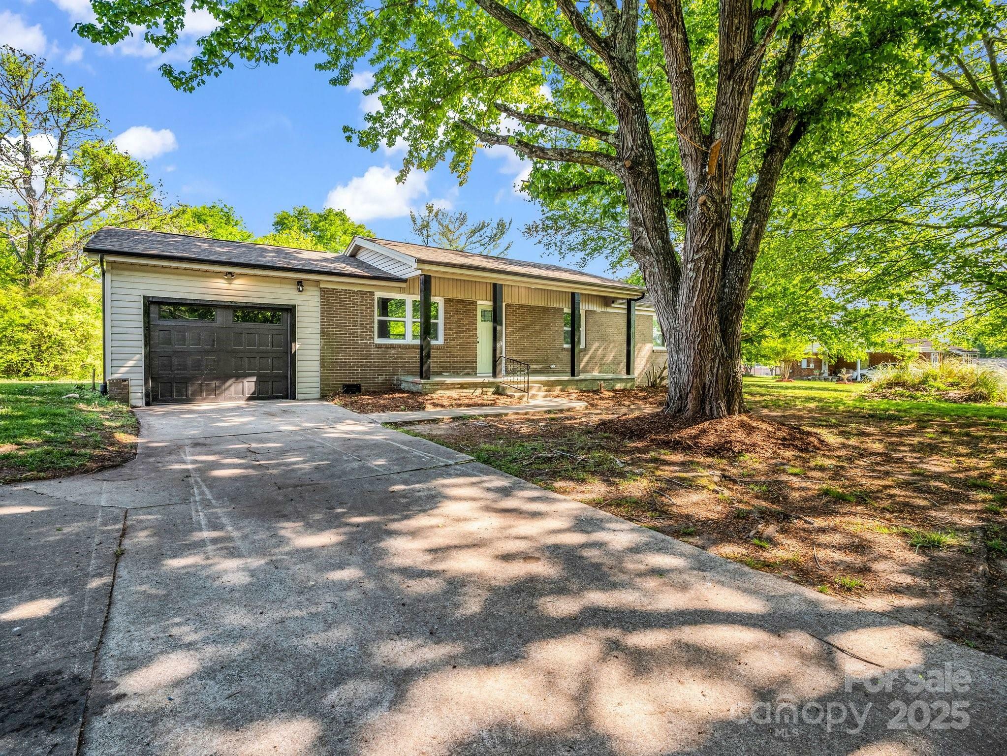 Property Photo: 106 Borders Road NC 28152