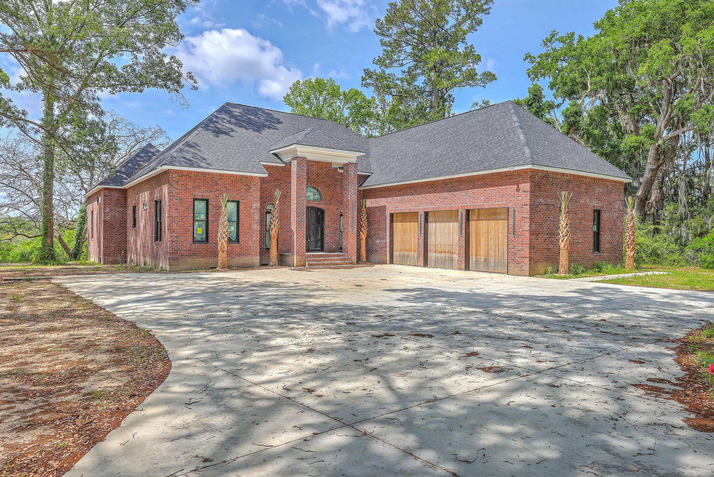 Property Photo: 404 Fairington Drive SC 29485