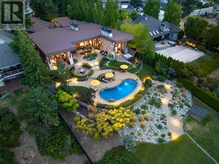 Photo de la propriété:  704 Barnaby Road  BC V1W 4N9 