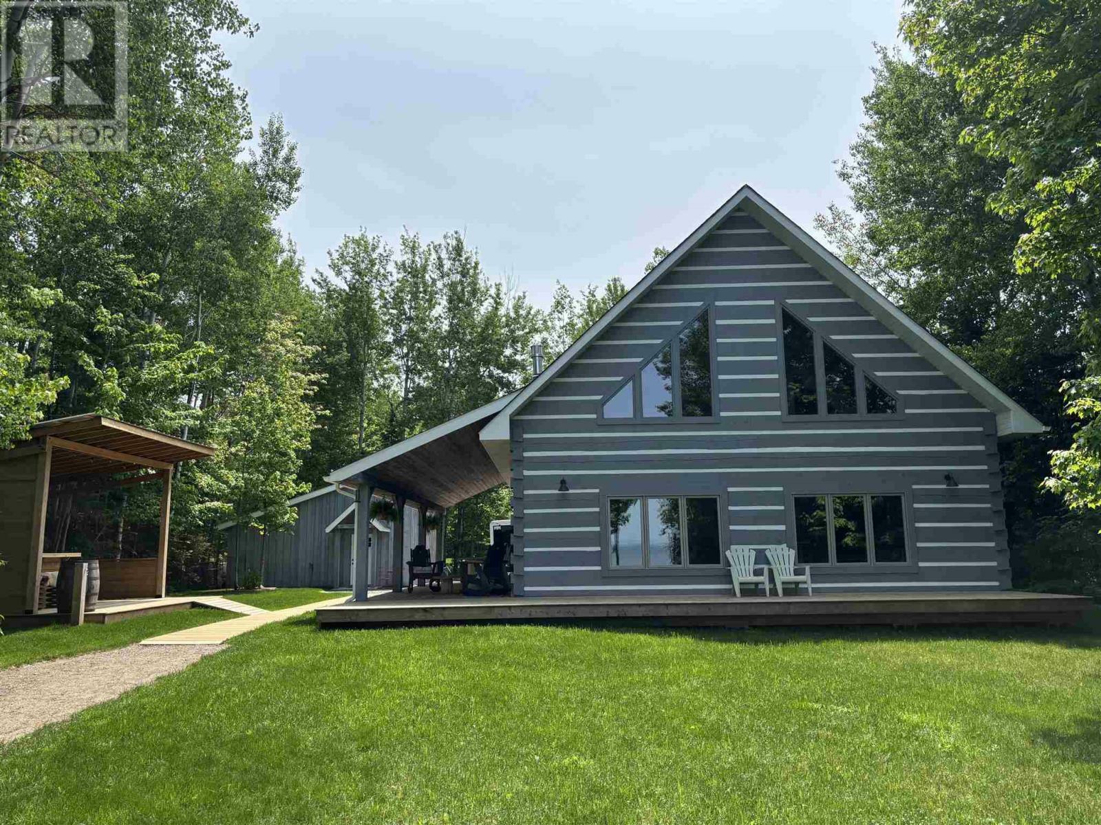Property Photo: 856 Four Seasons Dr ON P0S 1E0