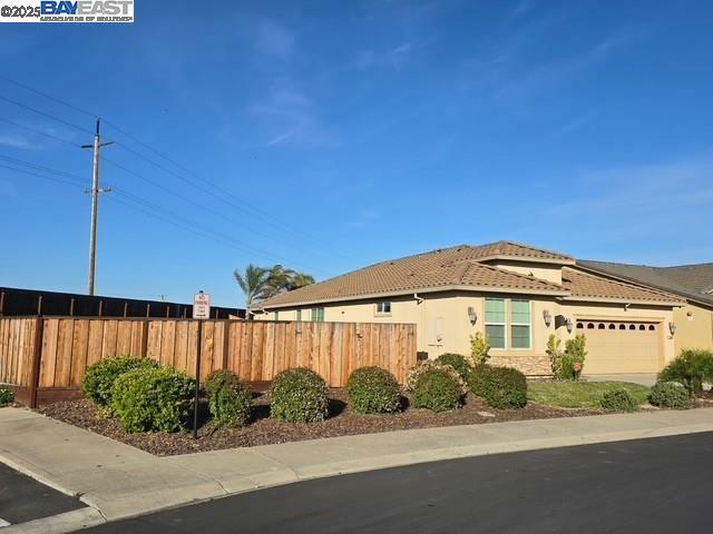 Property Photo: 83 Outrigger Way CA 94505