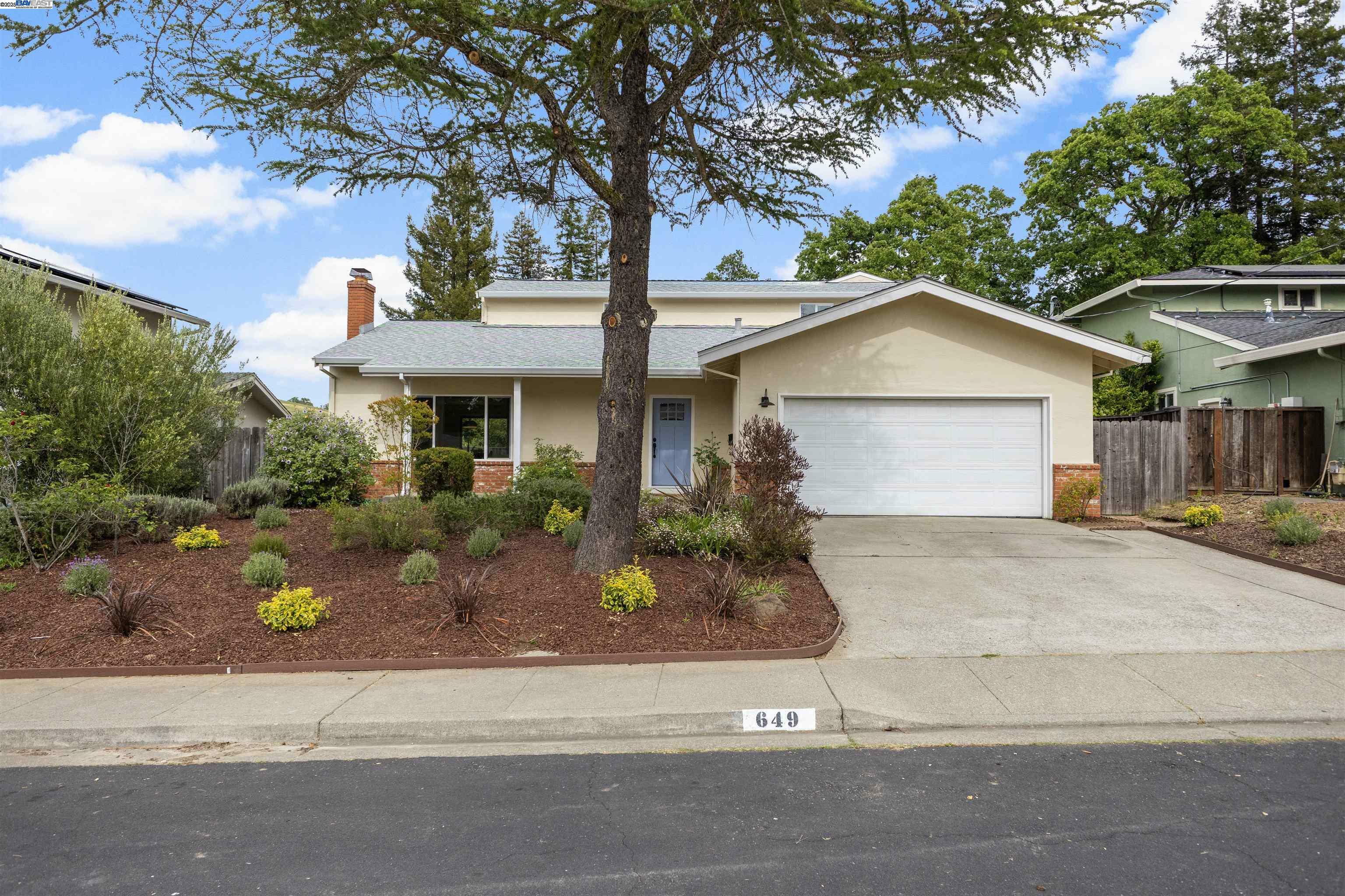 649 Sherree Dr  Martinez CA 94553 photo