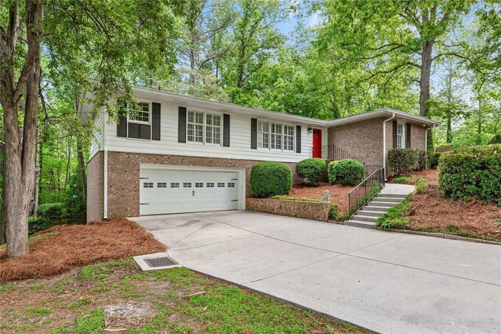 Property Photo: 2488 Fontainebleau Drive GA 30360