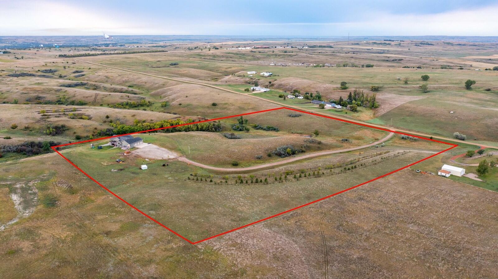 Property Photo: 678 60th Avenue SW ND 58523