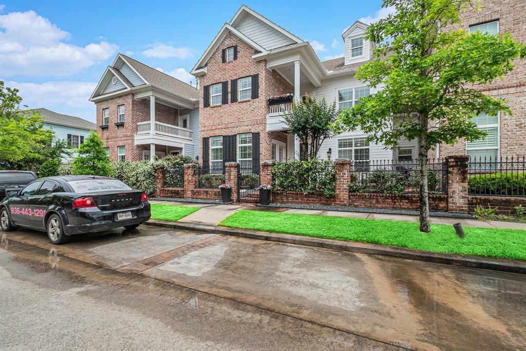 Property Photo: 2612 Admiralty Bend Lane TX 77380