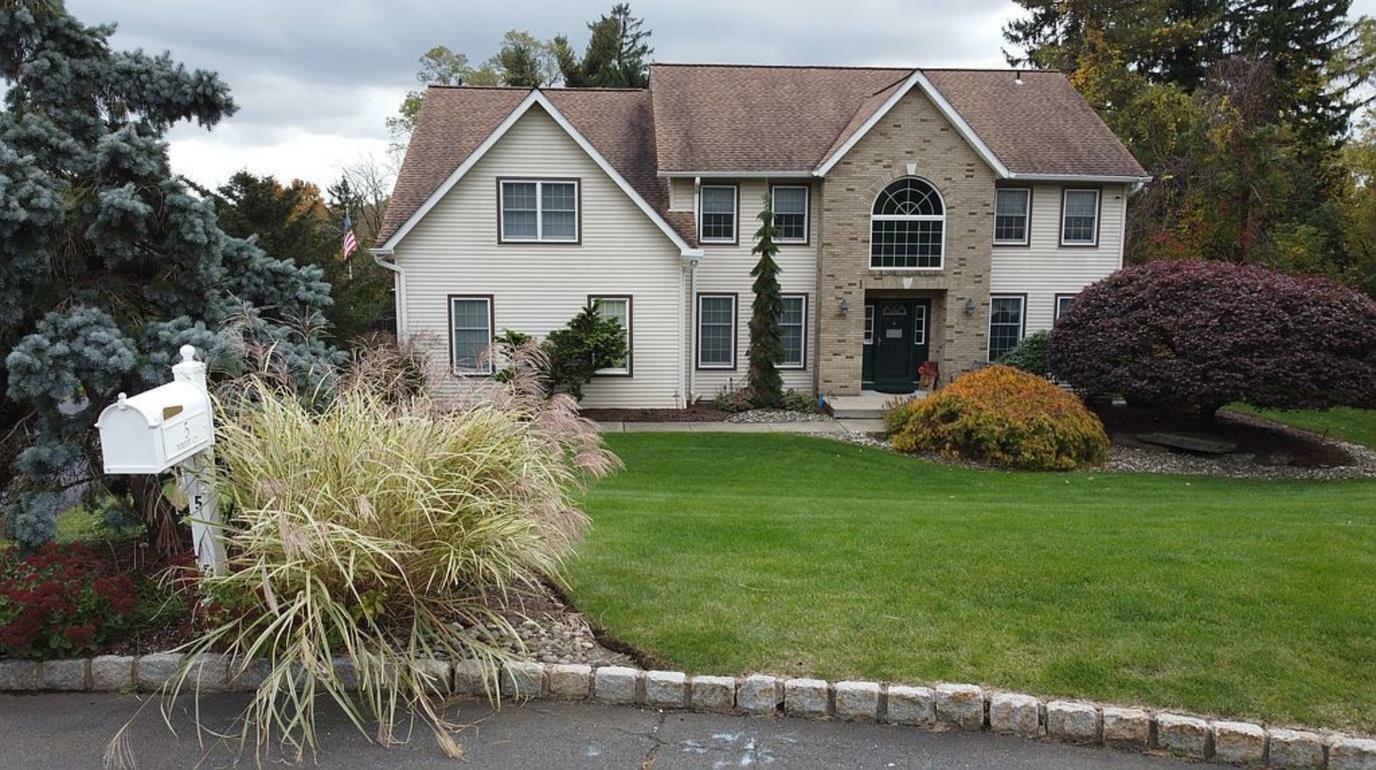 5 Dundee Court  Chestnut Ridge NY 10977 photo
