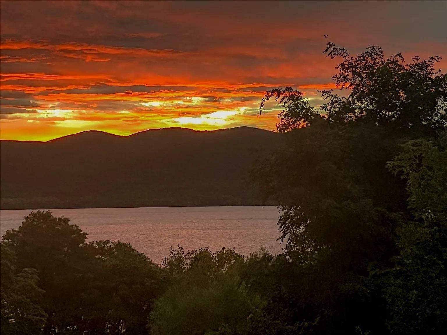 Property Photo: 282 Tamerisk Lane NY 12553
