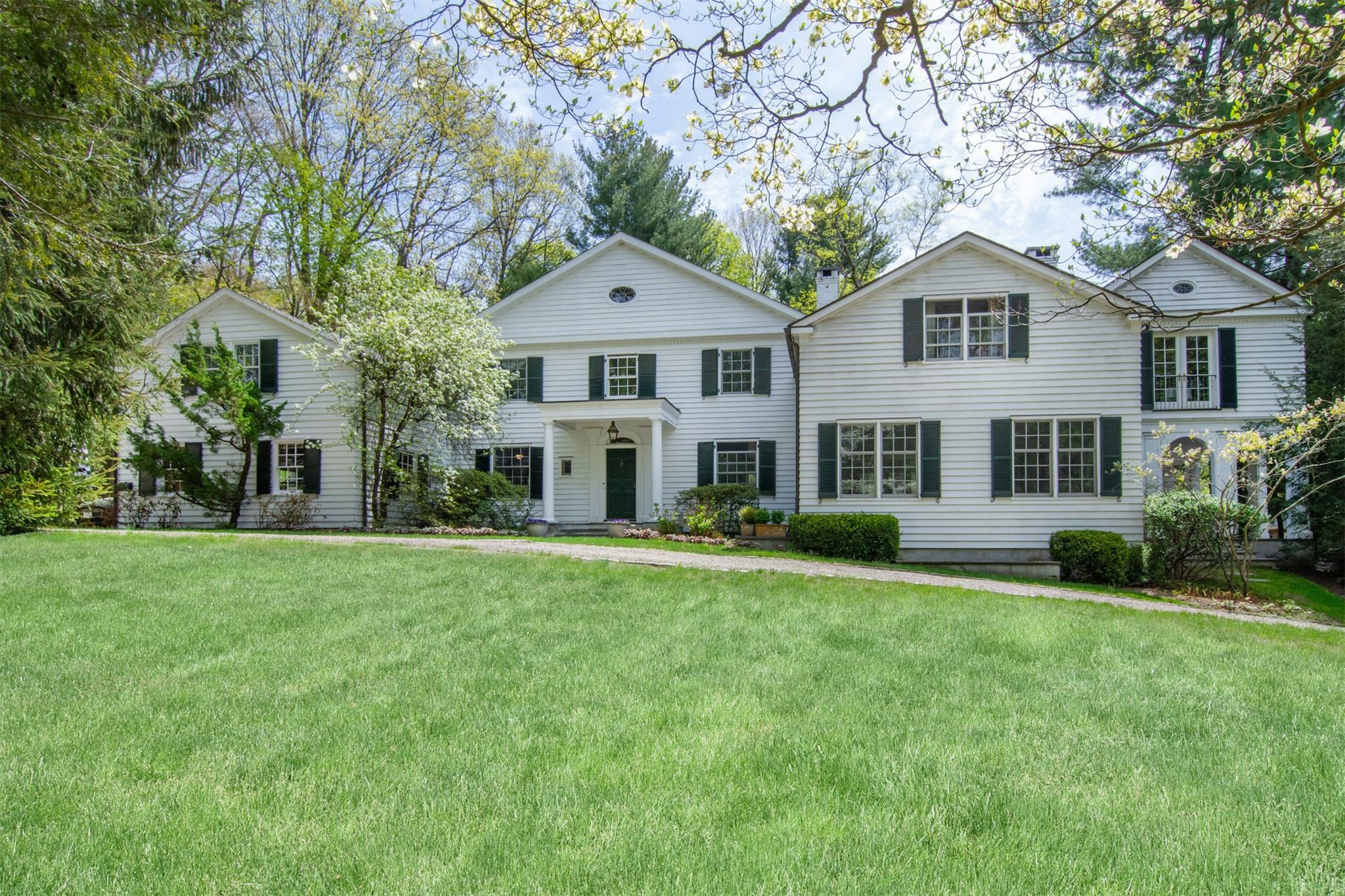 Property Photo: 164 Washington Avenue NY 10522
