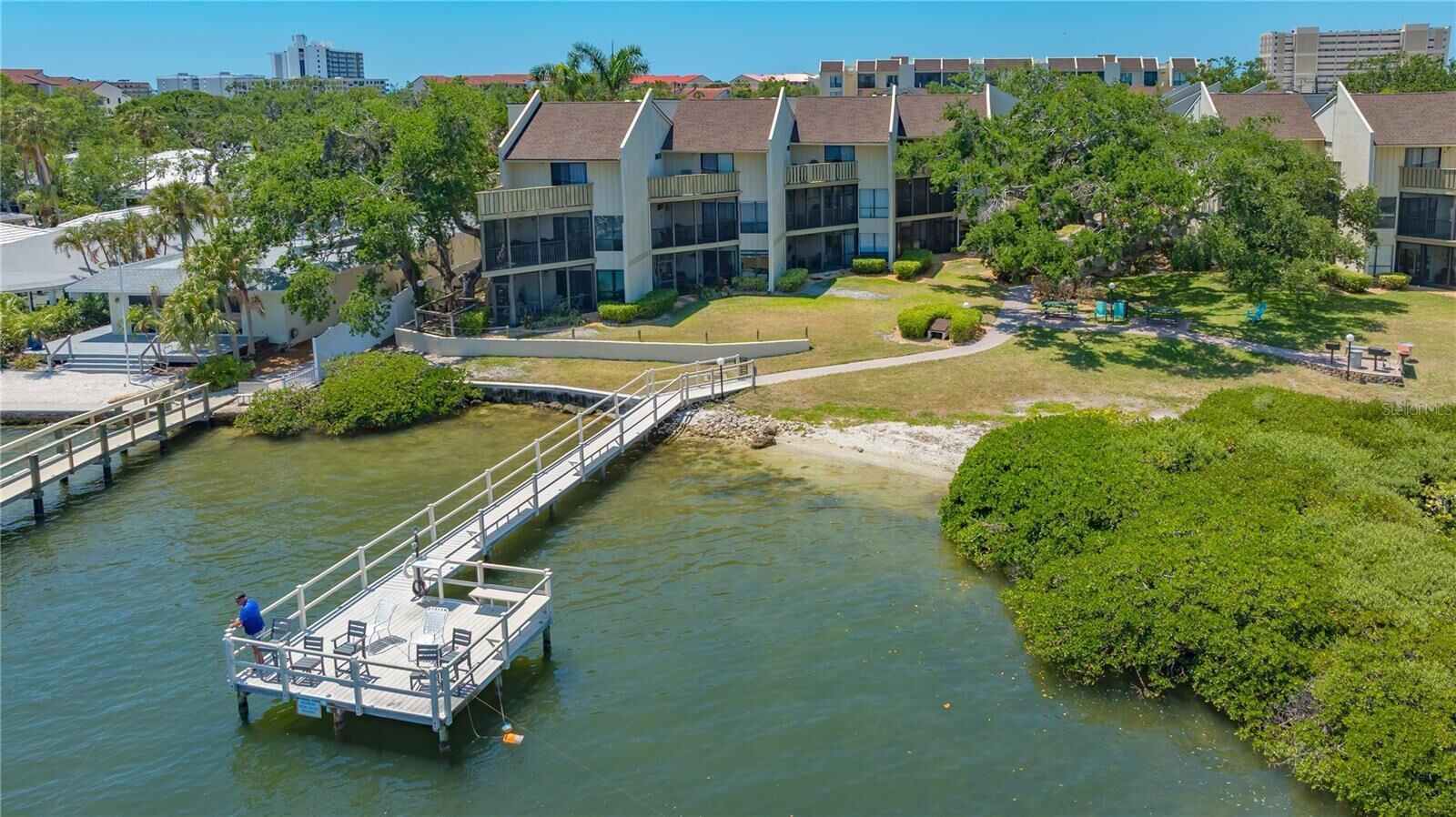 Property Photo: 6157 Midnight Pass Road B42 FL 34242