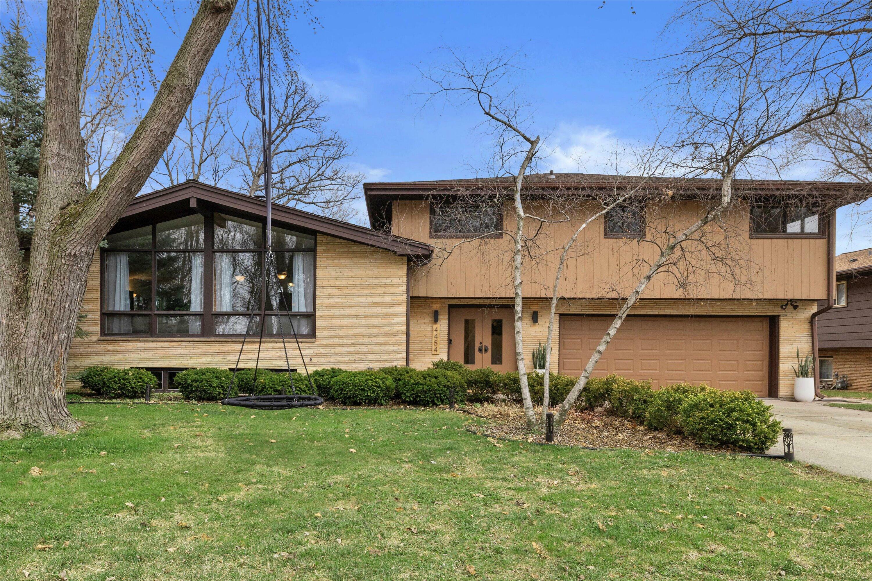Property Photo: 4454 N 110th St WI 53225