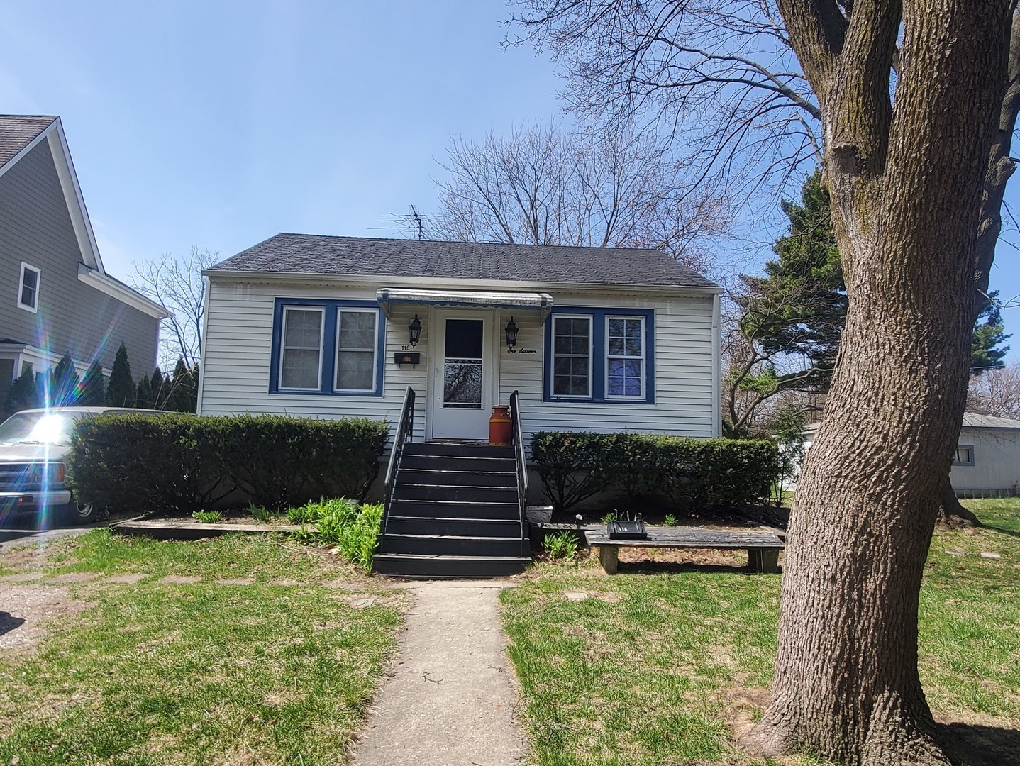 116 N Williams Street  Westmont IL 60559 photo