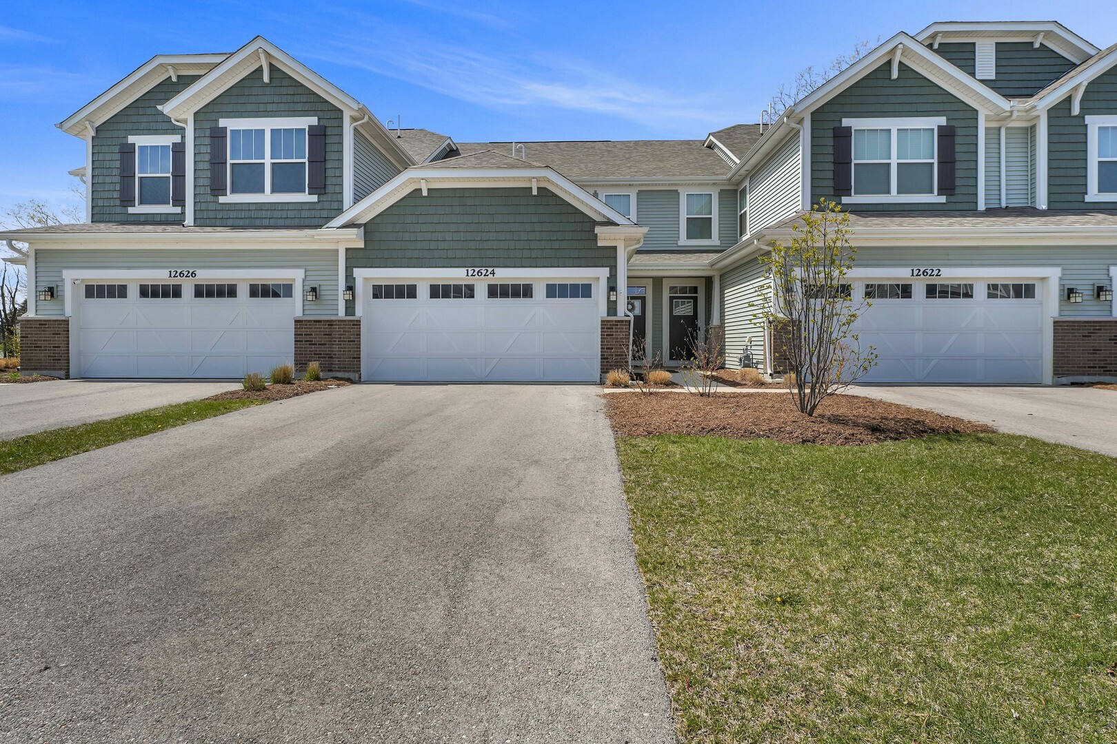 Property Photo: 12624 S Talbot Circle IL 60585