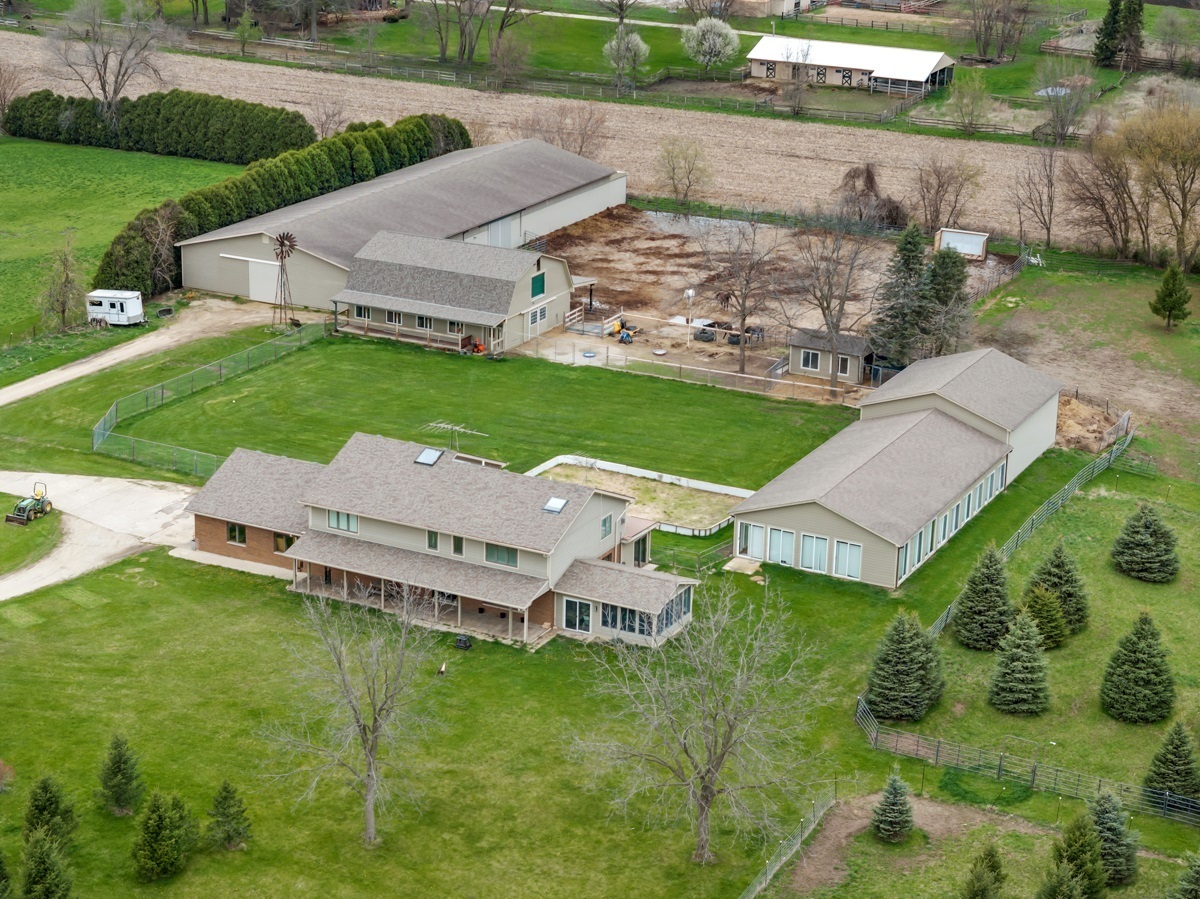 Property Photo: 41W072 Bowes Road IL 60124