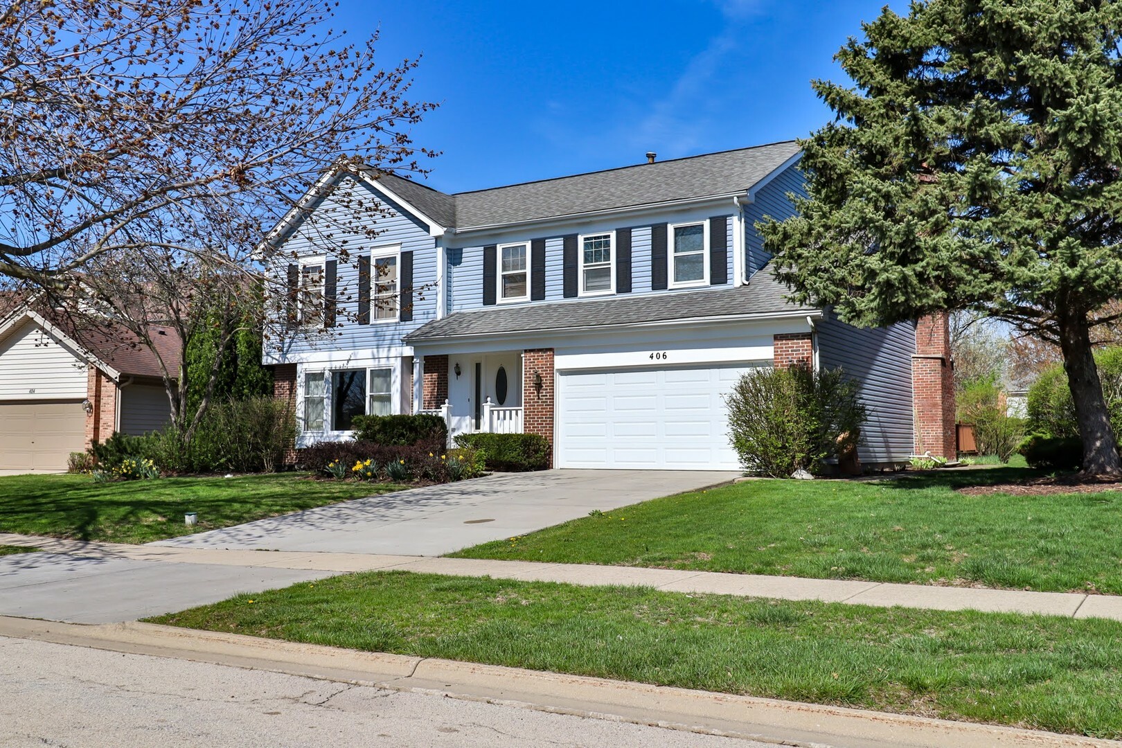 Property Photo: 406 Woodcroft Lane IL 60173