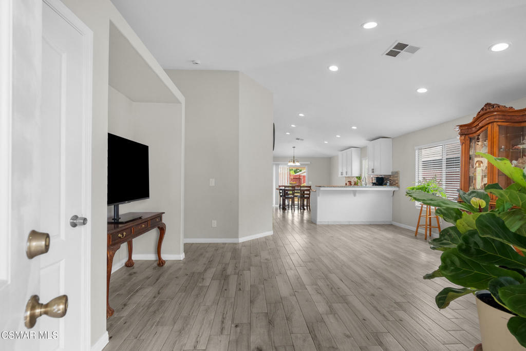 3438 Park Meadows Drive  Bakersfield CA 93308 photo