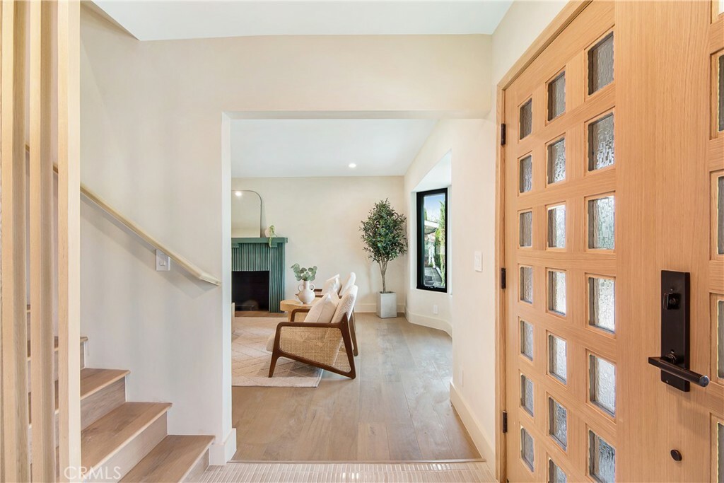 Property Photo: 11268 Dona Lola Drive CA 91604