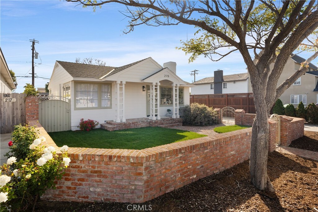 Property Photo: 215 Cabrillo Street CA 92627