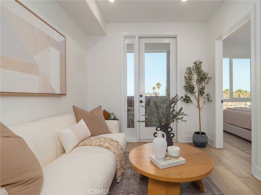 Property Photo:  402 W Grand Ave 315  CA 93433 
