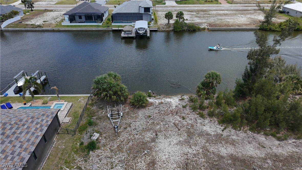 Property Photo: 1631 NW 41st Avenue FL 33993