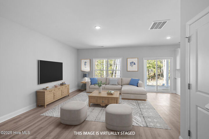 Property Photo: 1009 Tawney Trace NC 28562