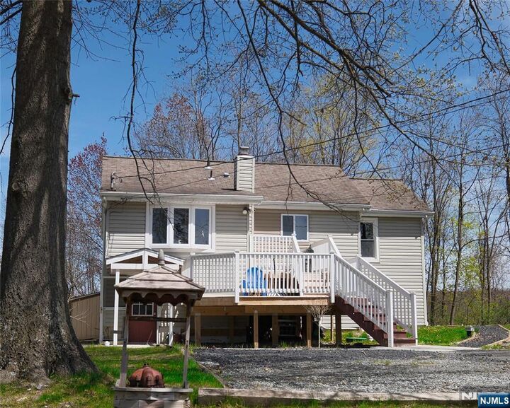 54 Tintle Avenue  West Milford NJ 07480 photo