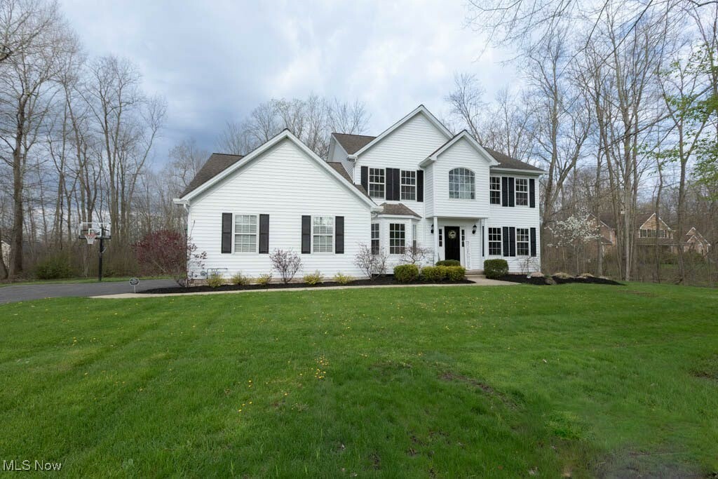 Property Photo: 16710 Auburn Springs Drive OH 44023