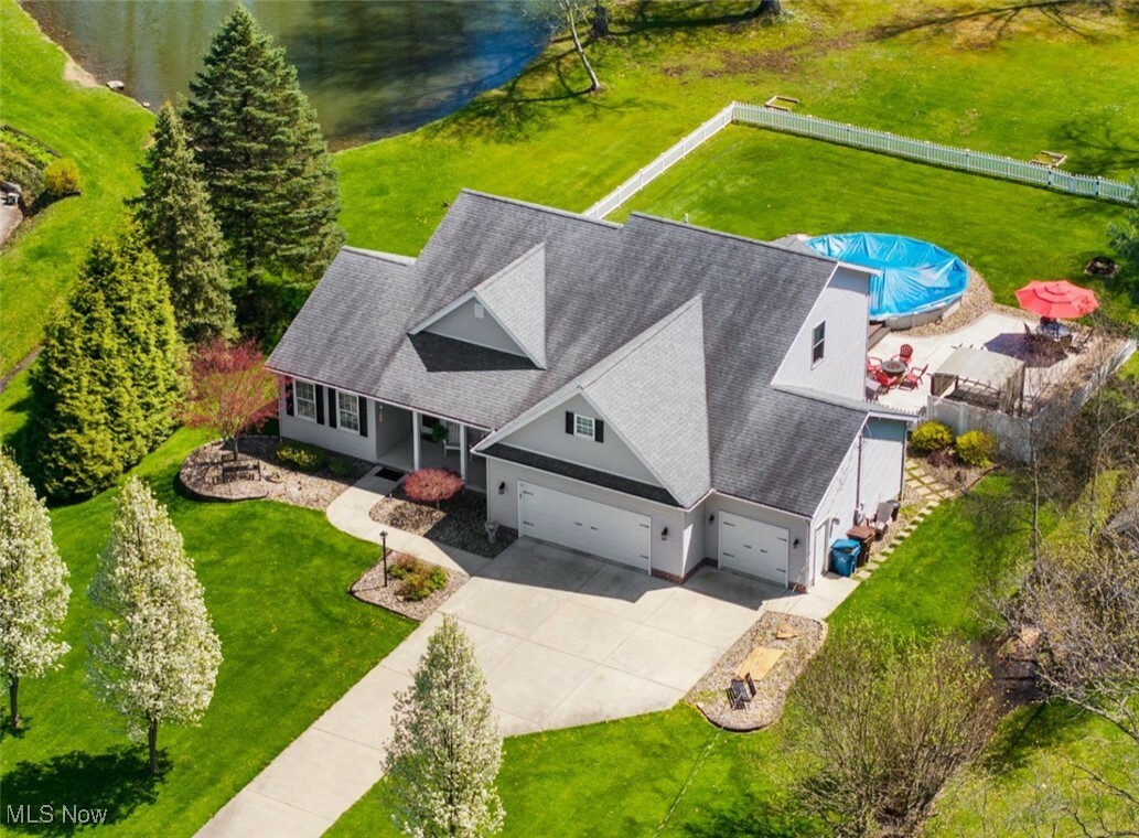 Property Photo: 1246 Ohltown McDonald Road OH 44440