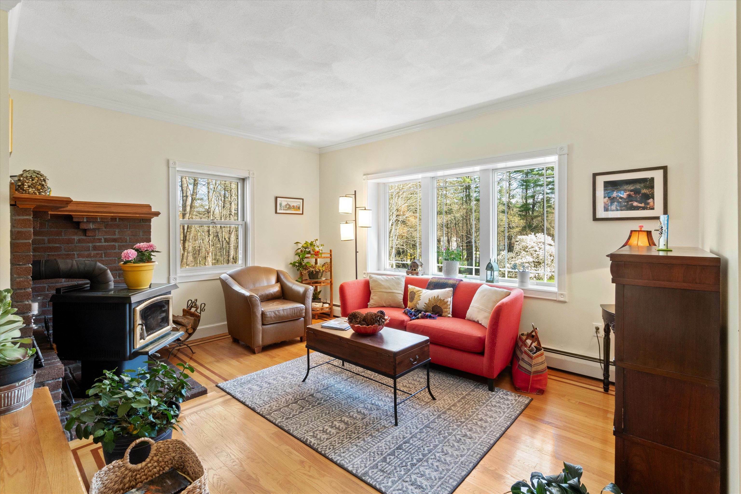 Property Photo: 223 Westfall Road NH 03076