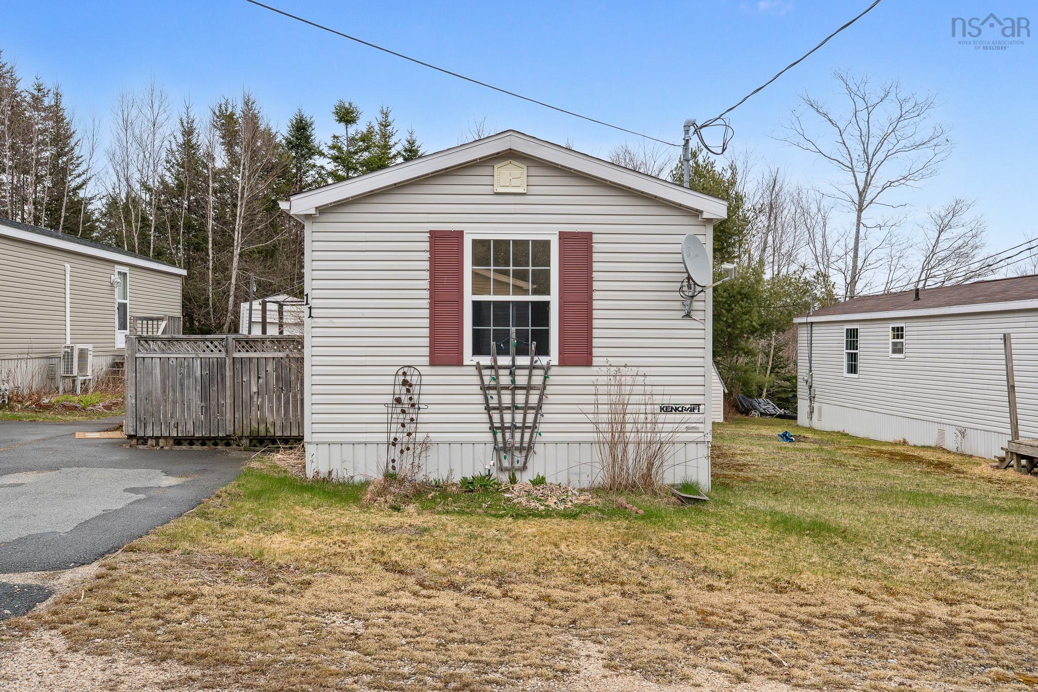 Property Photo: 11 Lois Lane NS B3P 2T3