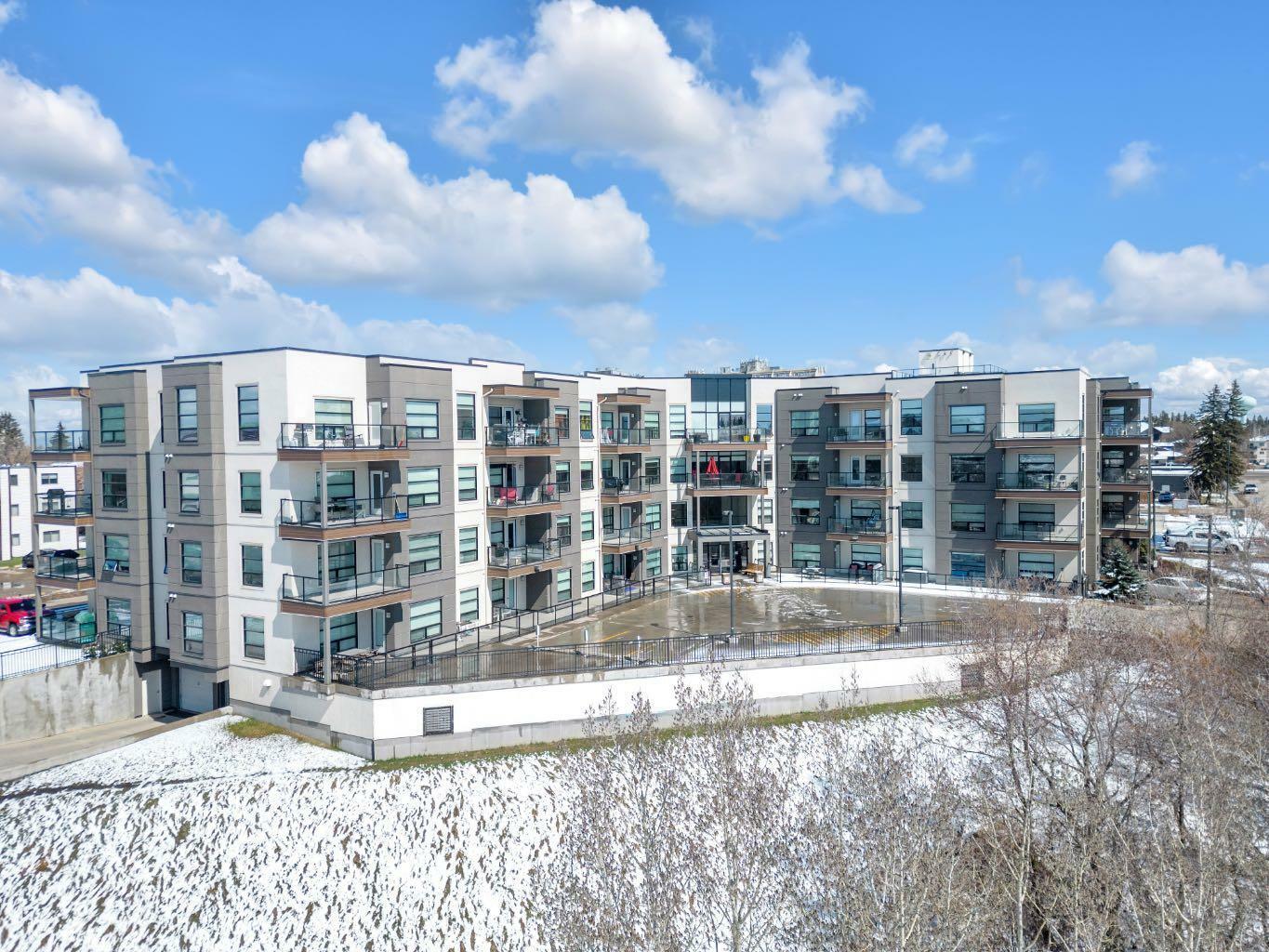 Property Photo: 5110 36 Street 205 AB T4N 0T2