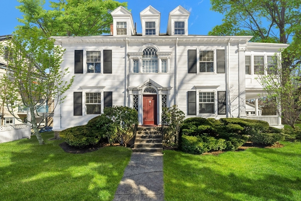 14 Irving St  Brookline MA 02445 photo