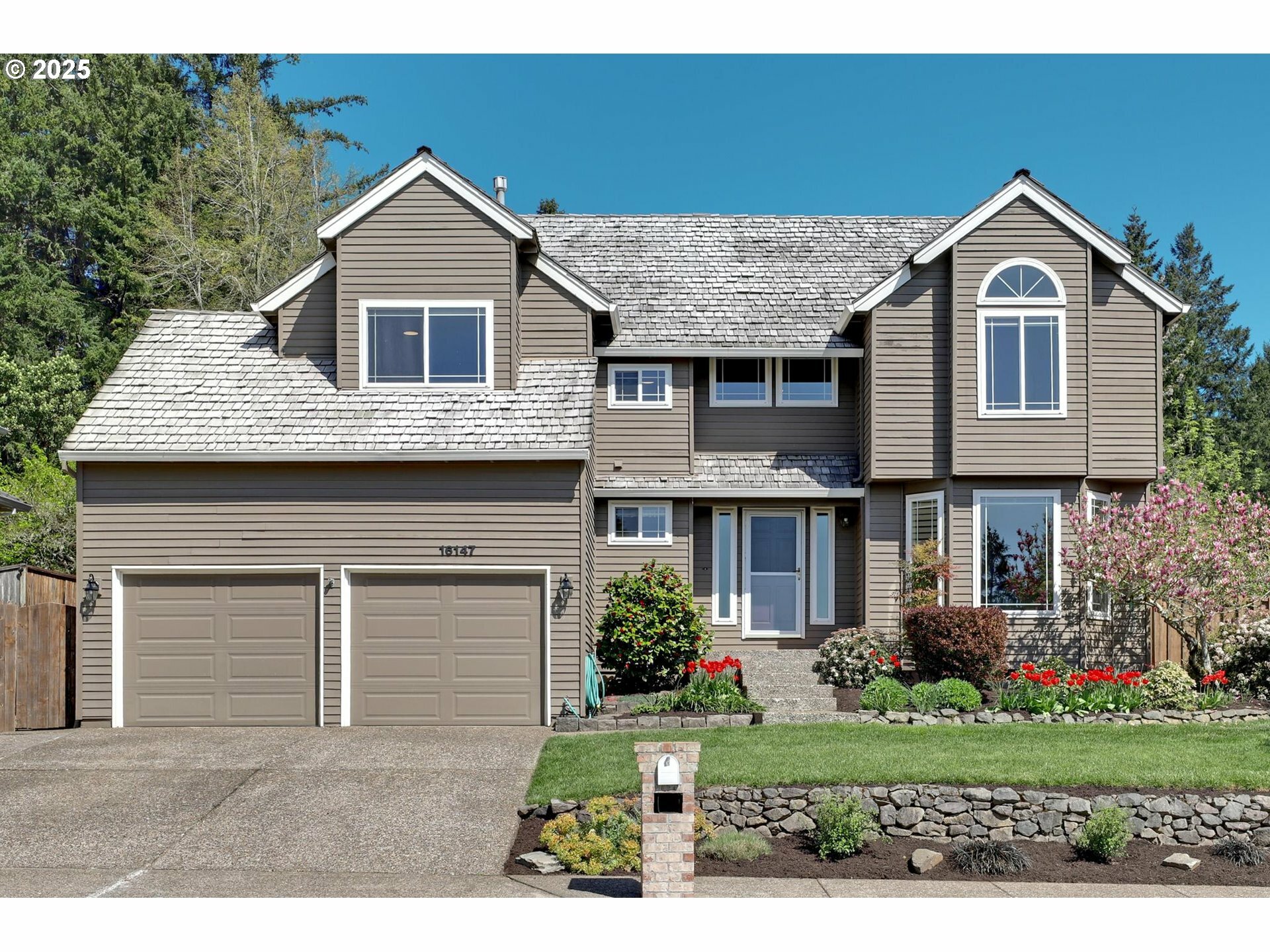 Property Photo:  16147 SW Sumac St  OR 97007 