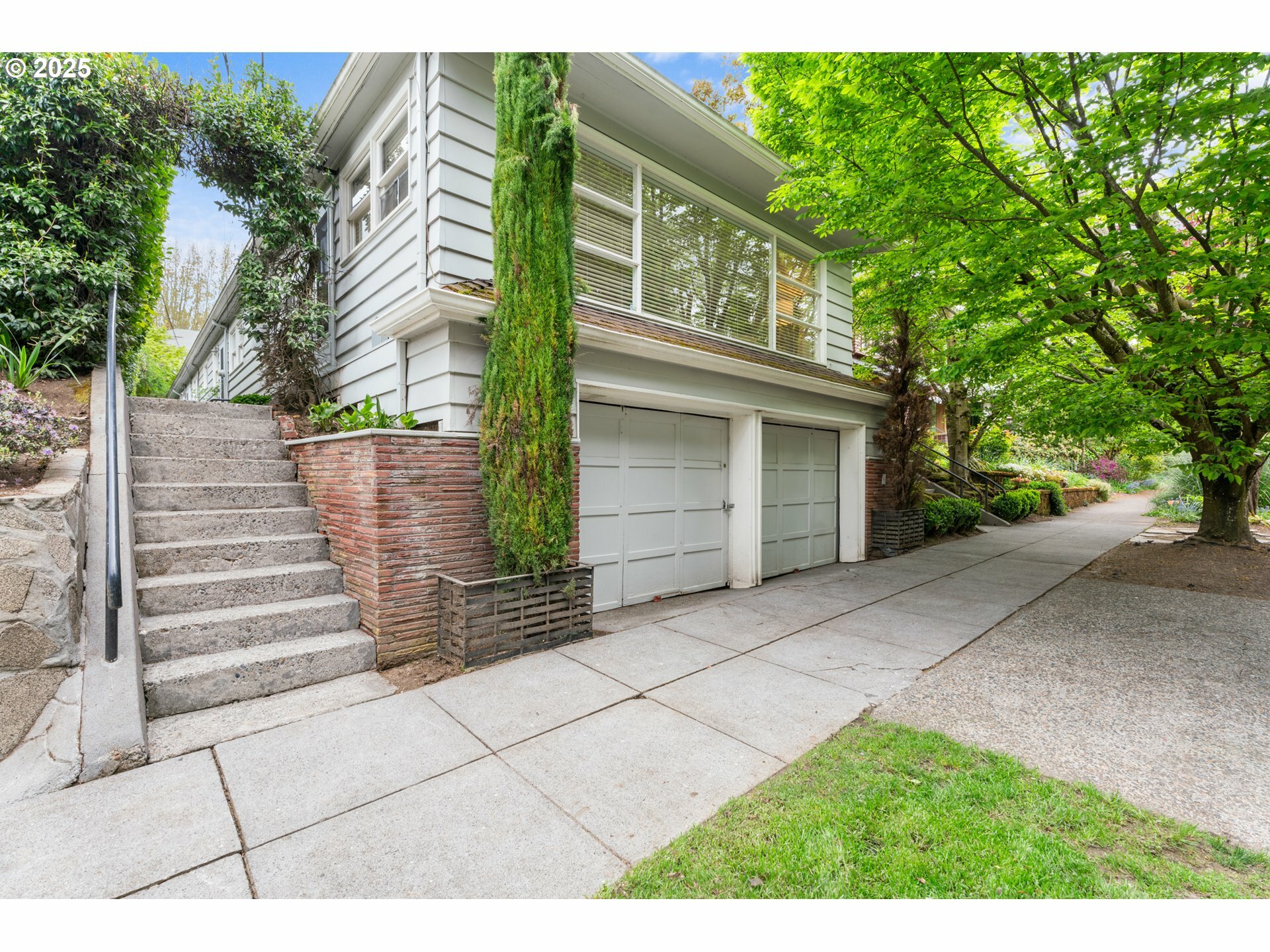 2744 SE 35th Pl  Portland OR 97202 photo