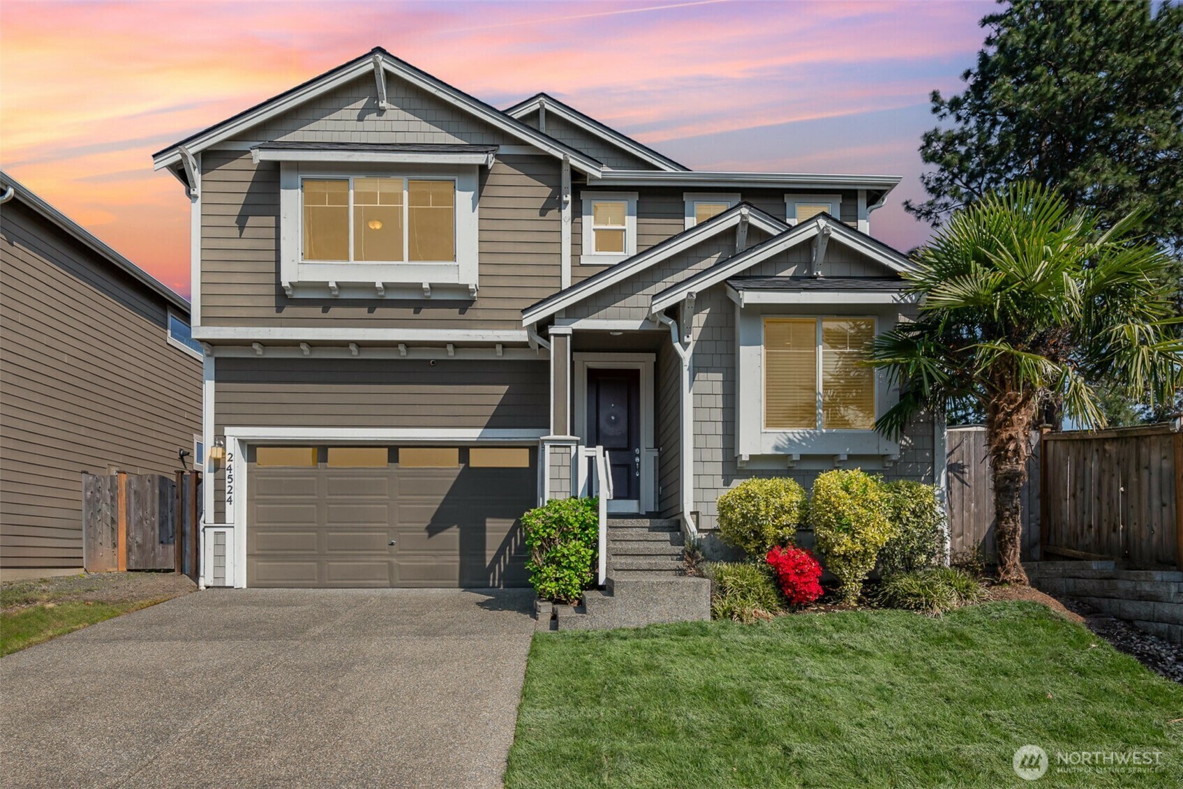 Property Photo: 24524 96th Avenue S WA 98030