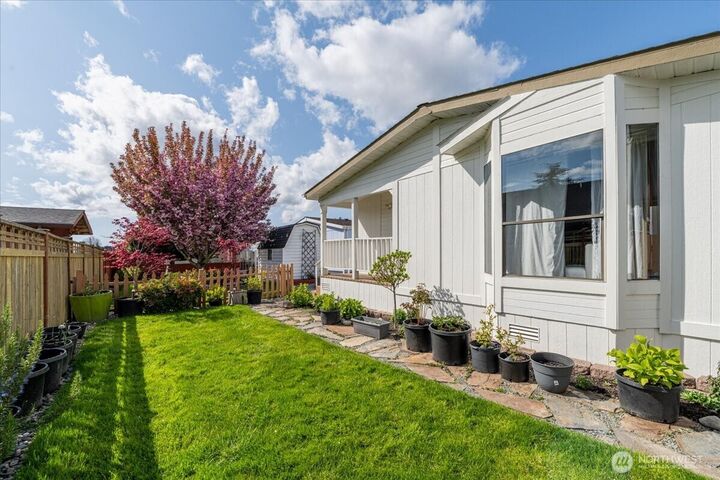Property Photo:  1120 S 25th Street 39  WA 98274 