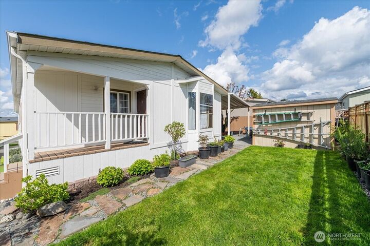 Property Photo: 1120 S 25th Street 39 WA 98274