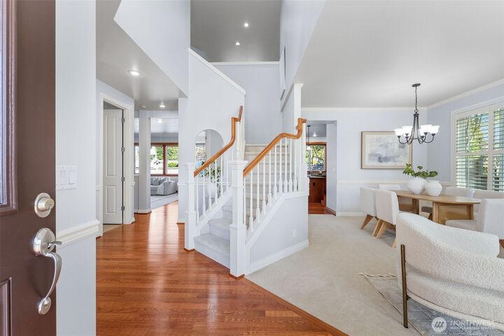 Property Photo:  202  Chelan Court NE  WA 98059 