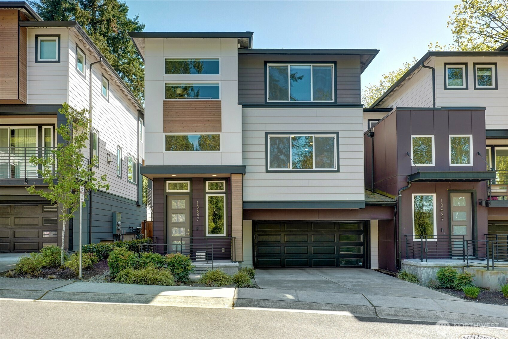 13647 SE 83rd Court  Newcastle WA 98059 photo