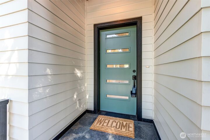 Property Photo:  2558 NE 91st Street A  WA 98115 