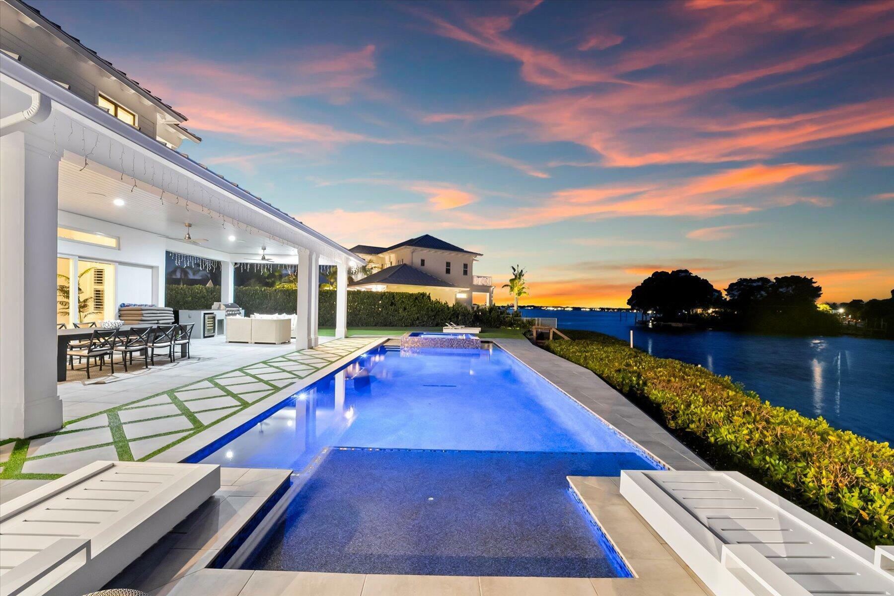 Property Photo: 1304 Peninsular Road FL 33469