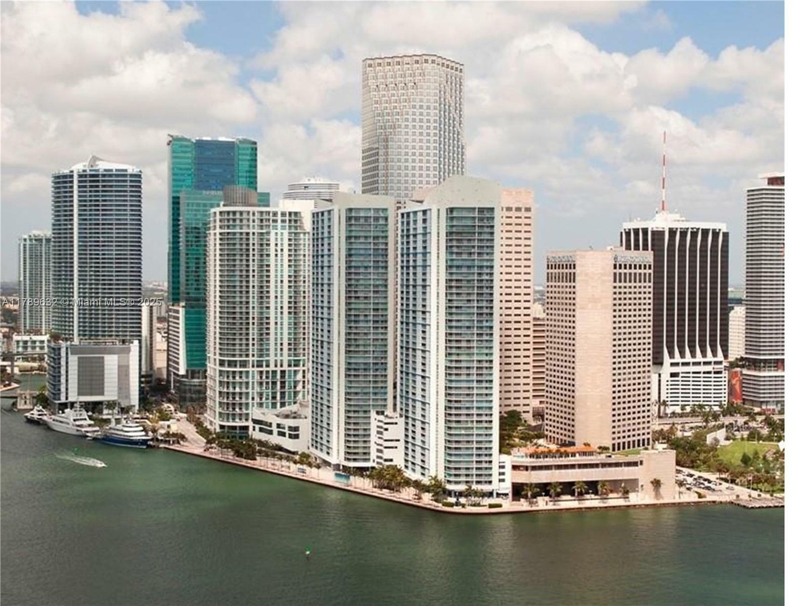 Property Photo: 335 S Biscayne Blvd 1904 FL 33131