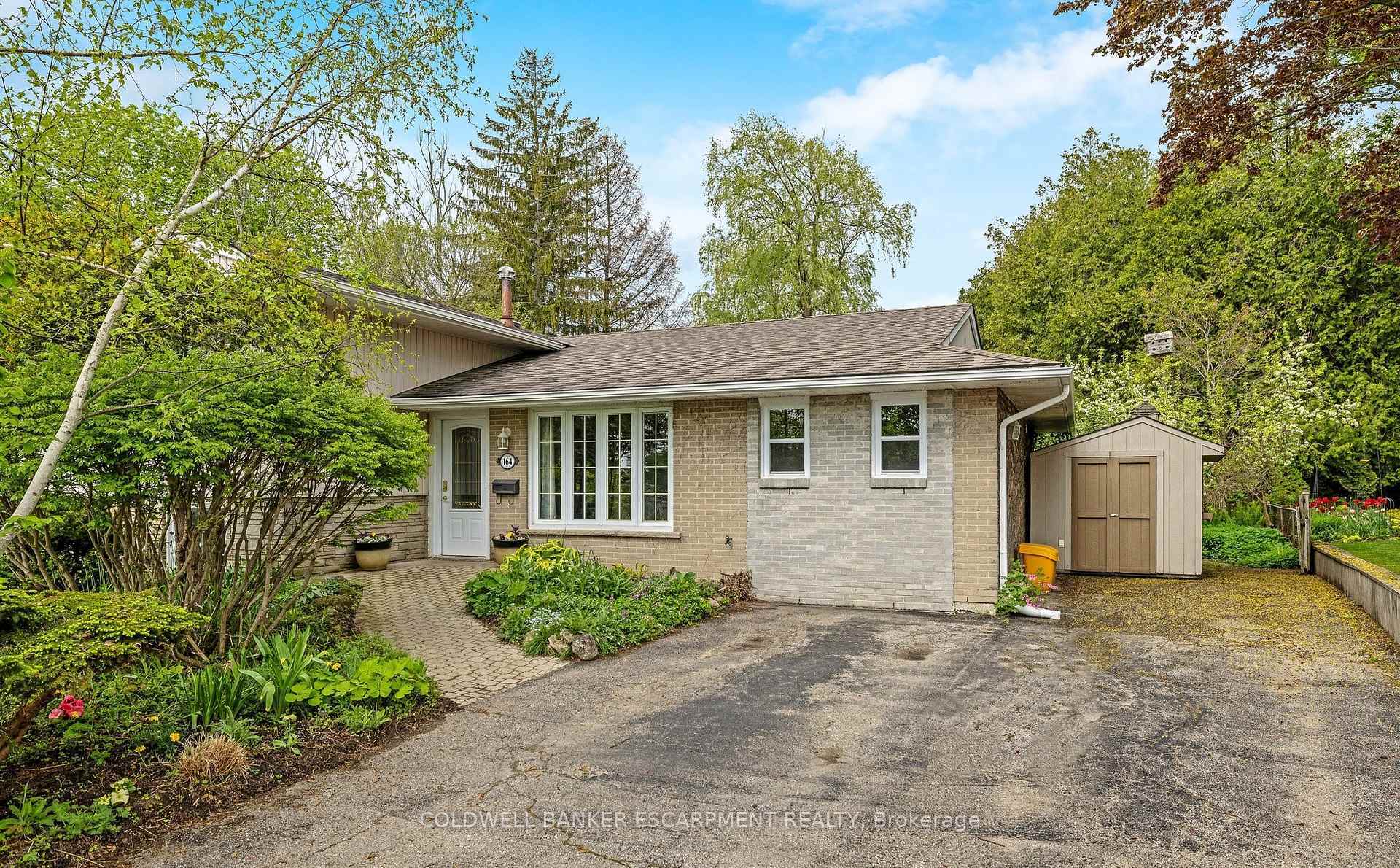 Photo de la propriété: 164 Elmore Drive ON L7J 1T2