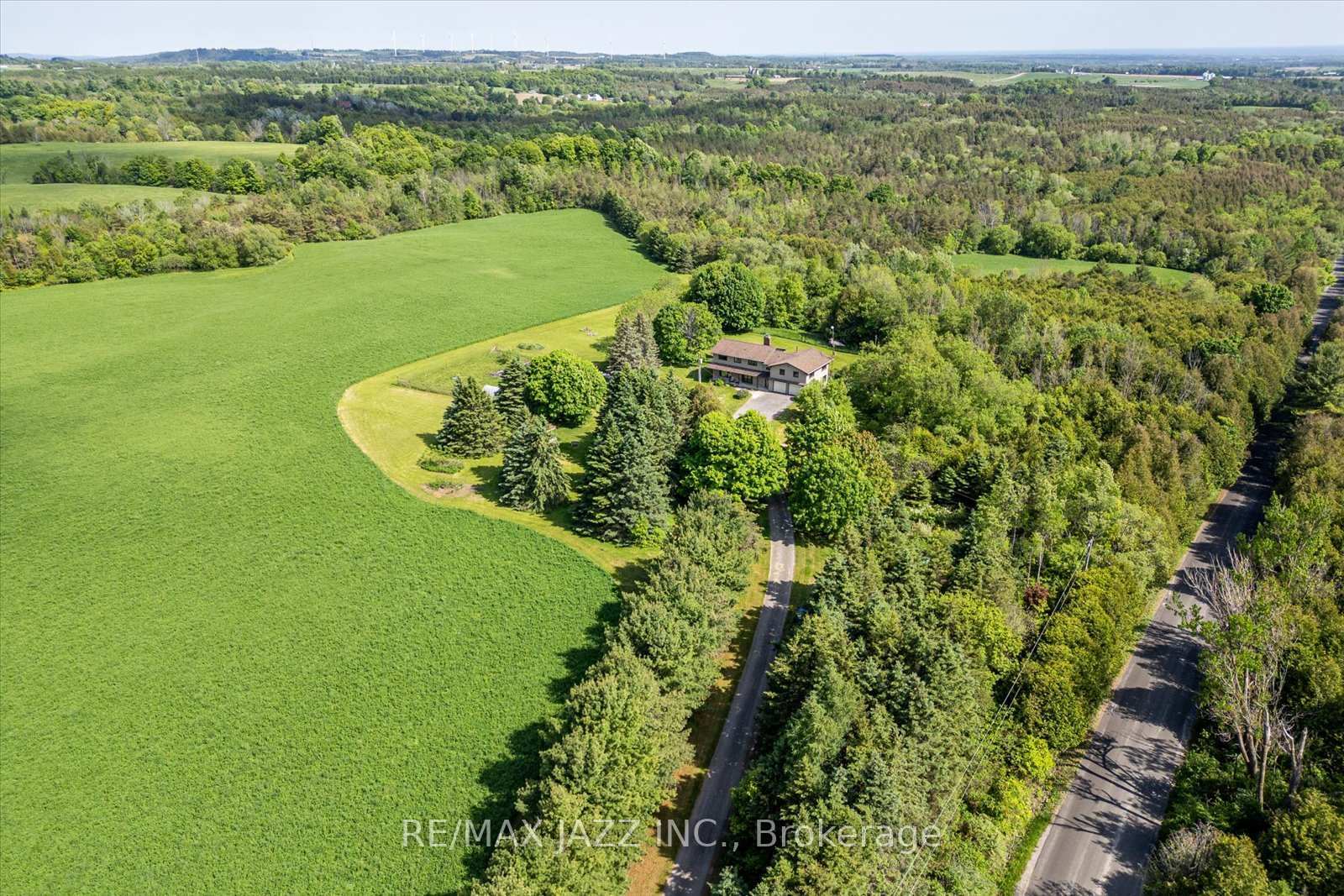 Property Photo: 8733 Leskard Road ON L0B 1M0